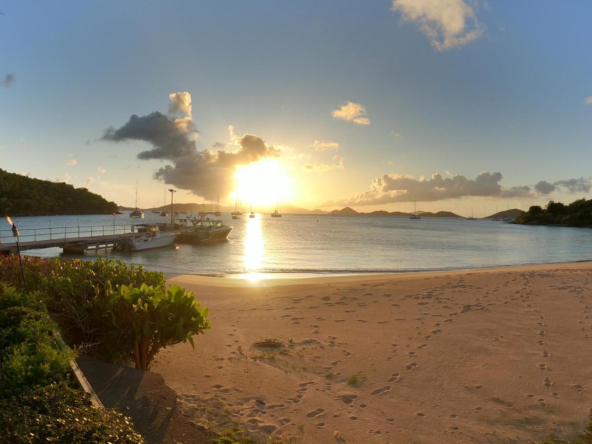 Hibiscus Suite At Sunset Serenade Cruz Bay エクステリア 写真